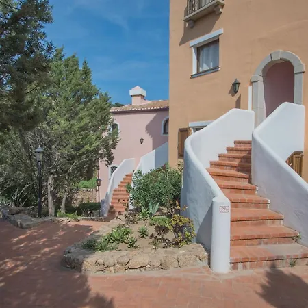 Appartement Lovely By The